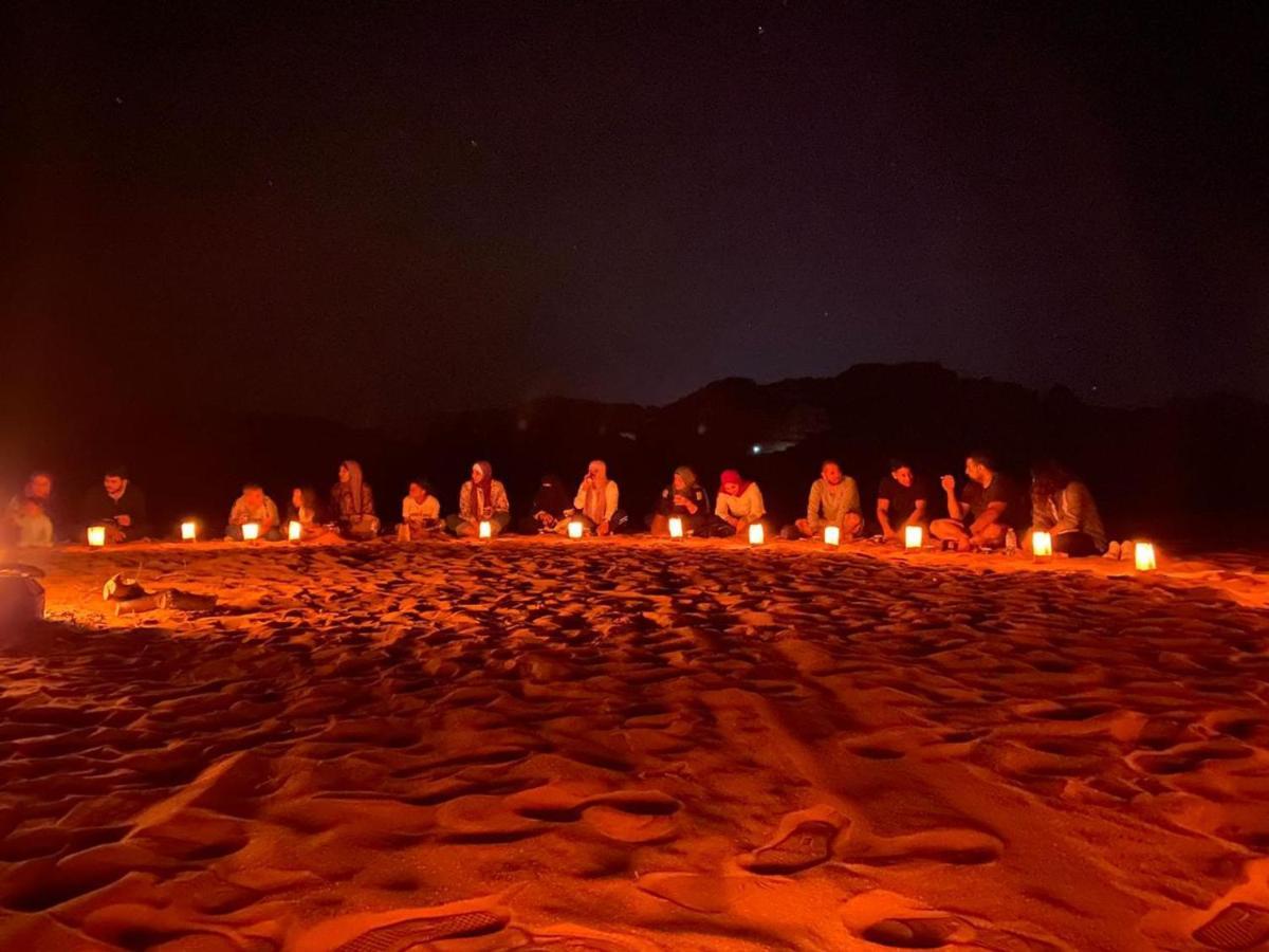 Sara Luxury Camp Hotel Wadi Rum Bagian luar foto