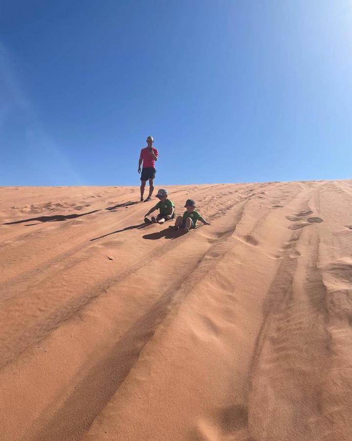 Sara Luxury Camp Hotel Wadi Rum Bagian luar foto
