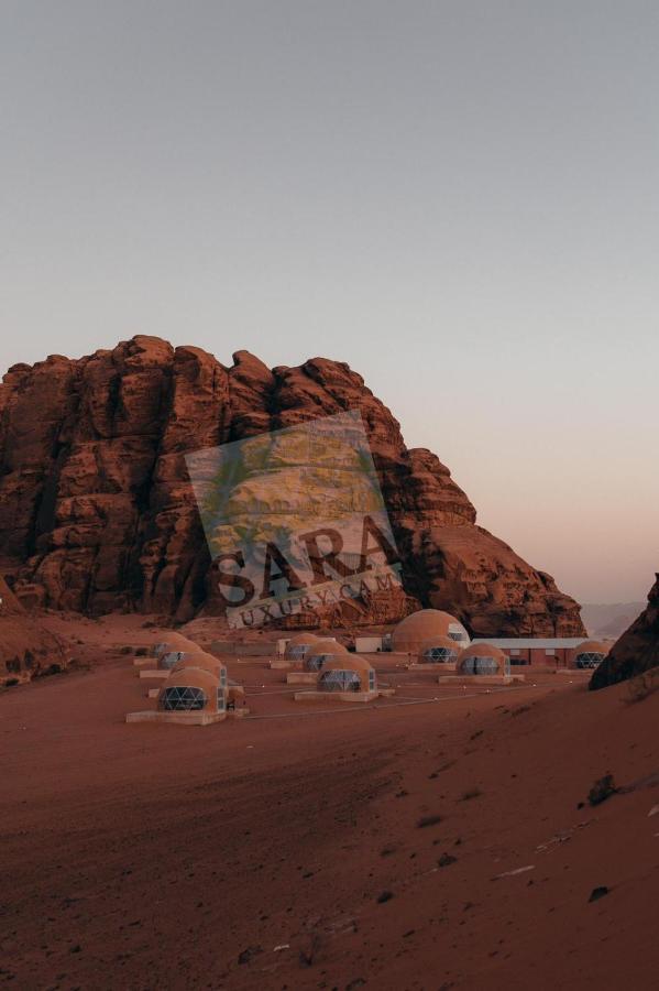Sara Luxury Camp Hotel Wadi Rum Bagian luar foto